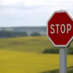 Via Vesalio, chiusa una semicarreggiata per lavori urgenti sul collettore fognario Q1